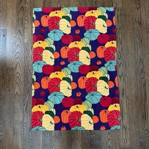 Crate & Barrel Autumn Squash Dishtowel - 20”x30”